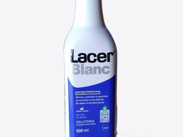 Lacer Blanc colutorio sabor menta 500 ml